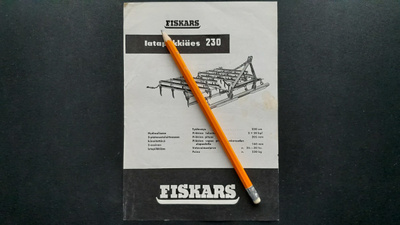 Fiskars latapiikkiäes 230 esite 50/60-luku