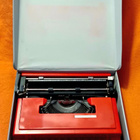 Universal by Olivetti Dora matkakirjoituskone - pikkukuva 3