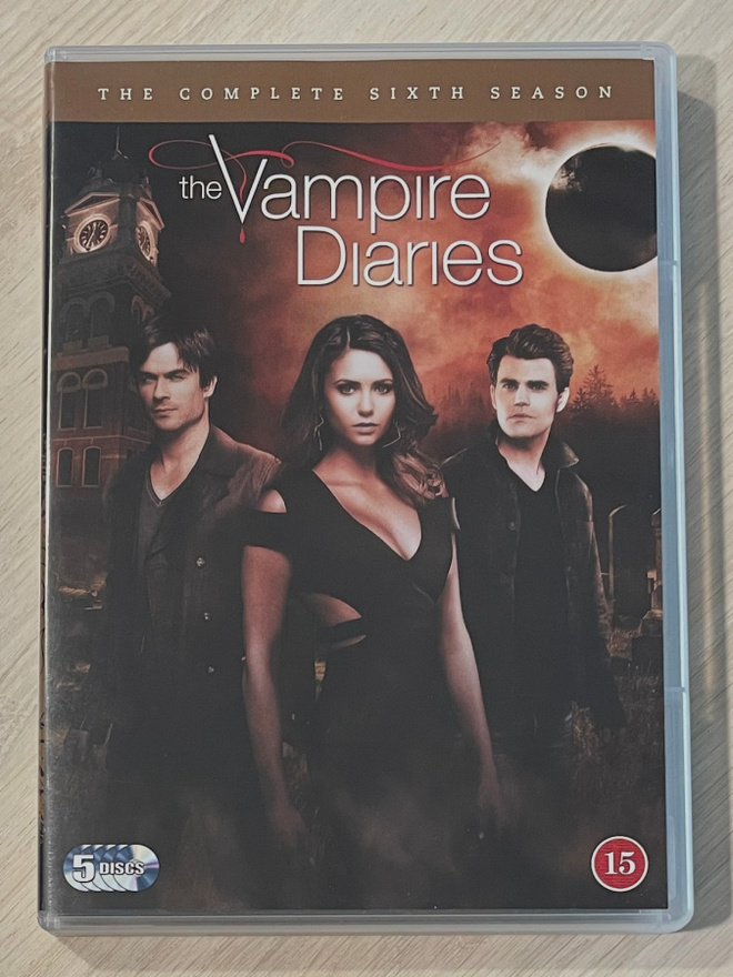 Vampyyripäiväkirjat (The Vampire Diaries): Kausi 6 (5DVD)