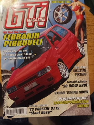 Vanhoja autolehtiä pakettina, 5 lehteä