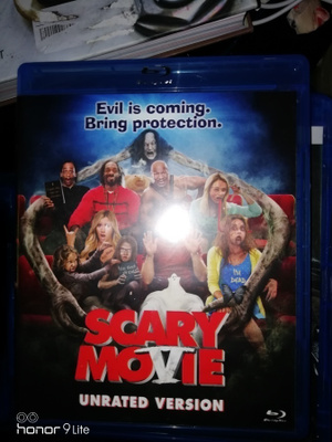 Scary movie 5