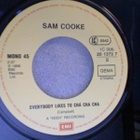SAM COOKE::ONLY SIXTEEN / EVERYBODY LIKES TO CHA:VINYYLI 7" - pikkukuva 3
