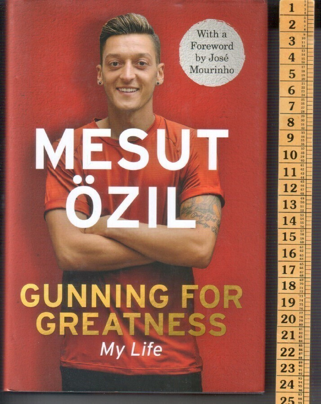 k, Mesut Ozil: Gunning for Greatness: My Life