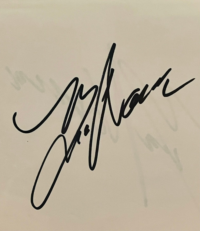 John Norum nimikirjoitus paperilla