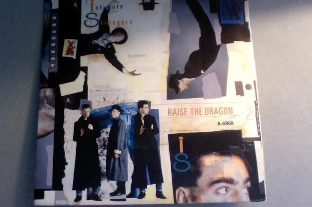 INTIMATE STRANGERS  ::  RAISE THE DRAGON :: VINYYLI 7"  1986