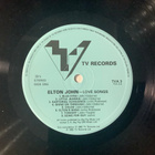 ELTON JOHN :” Love Songs”, vinyyli lp - pikkukuva 2