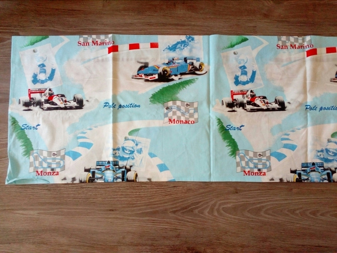 Formula verhokappa lastenhuoneeseen 50x270cm