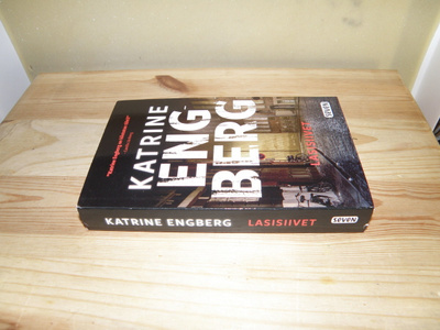 Katrine Engberg Lasisiivet (nidottu)