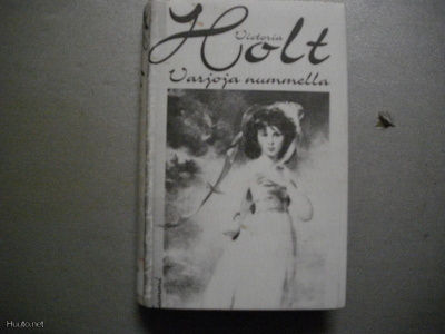 Victoria Holt: Varjoja nummella (9.11)