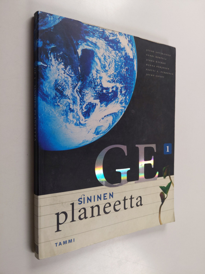 GE 1 : Sininen planeetta