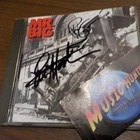 MR BIG - LEAN INTO IT CD KAHDELLA NIMMARILLA - pikkukuva 1