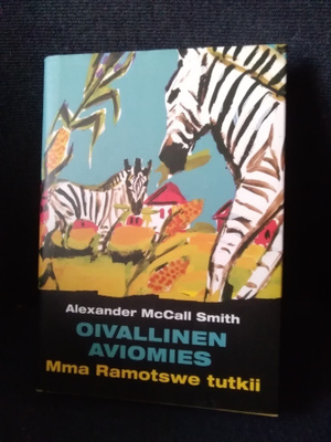 Alexander McCall Smith: Oivallinen aviomies