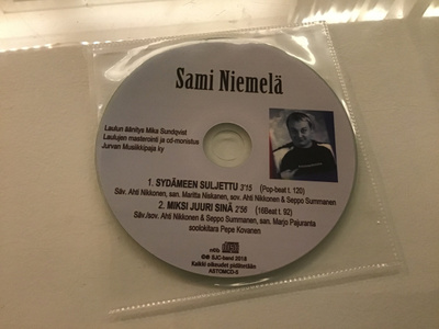 Sami Niemelä . Sydämeen suljettu CDS single
