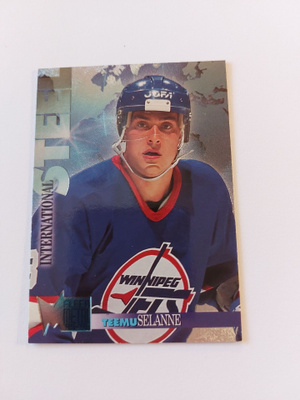 1995-96 Fleer Metal International Steel #19 Teemu Selänne