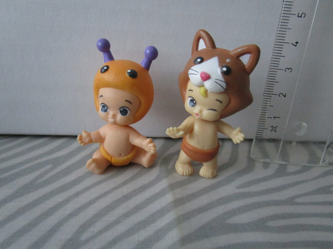 Pienet Twozies baby figuurit, 2 kpl