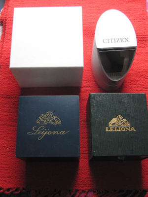 Kellokoteloita 4 kpl (Seiko, Citizen ja 2 kpl Leijona)