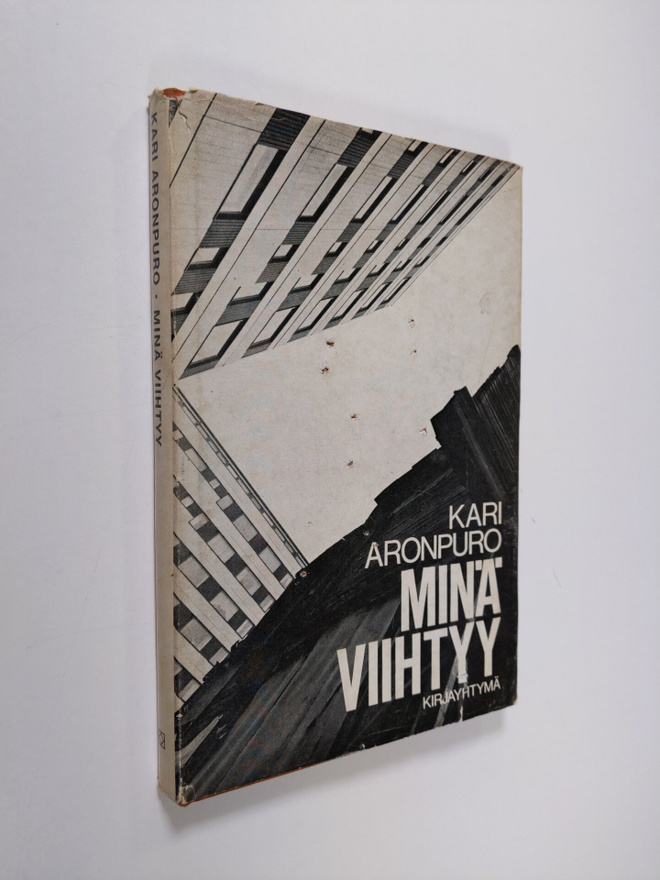 Kari Aronpuro : Minä viihtyy