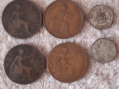 ONE PENNY 4kpl ja SIXPENCE 2kpl