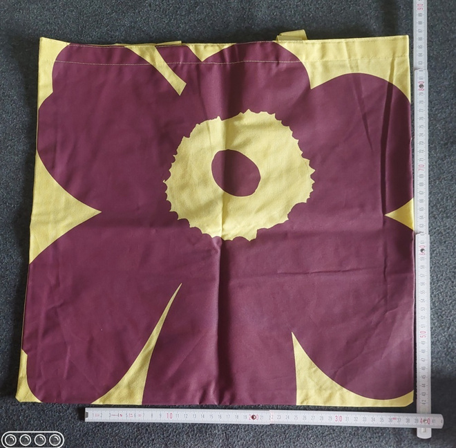 MARIMEKKO logo-kassi keltainen + luumu