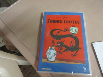 Tintin seikkailut: Sininen Lootus. *uusi*.Suomipuhe. 1991