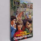 Christine Pullein-Thompson : Outoja vieraita - pikkukuva 1