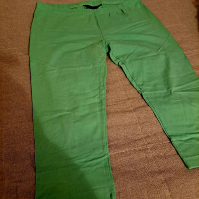 Premoda leggarit, L