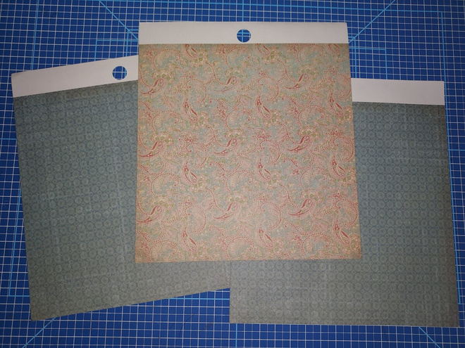 3 kpl 15x 15 cm papereita