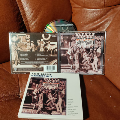 ALICE COOPER -Greatest hits CD.