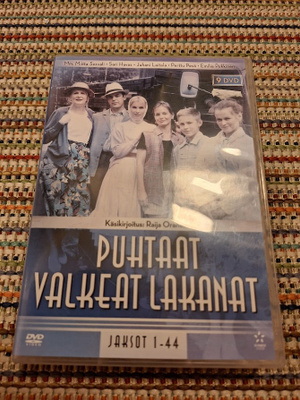 Puhtaat Valkeat Lakanat