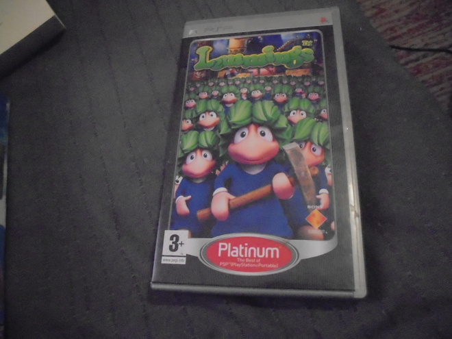 PSP peli Lemmings (platinium)