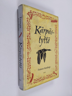 Frances Hardinge : Kärpästyttö