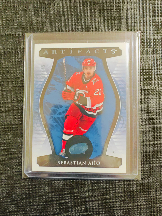 Sebastian Aho - 23-24 Artifacts Ice Blue /85
