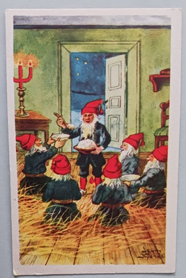 Jenny Nyström: Tonttu jakamassa toisille puuroa, p. 1949