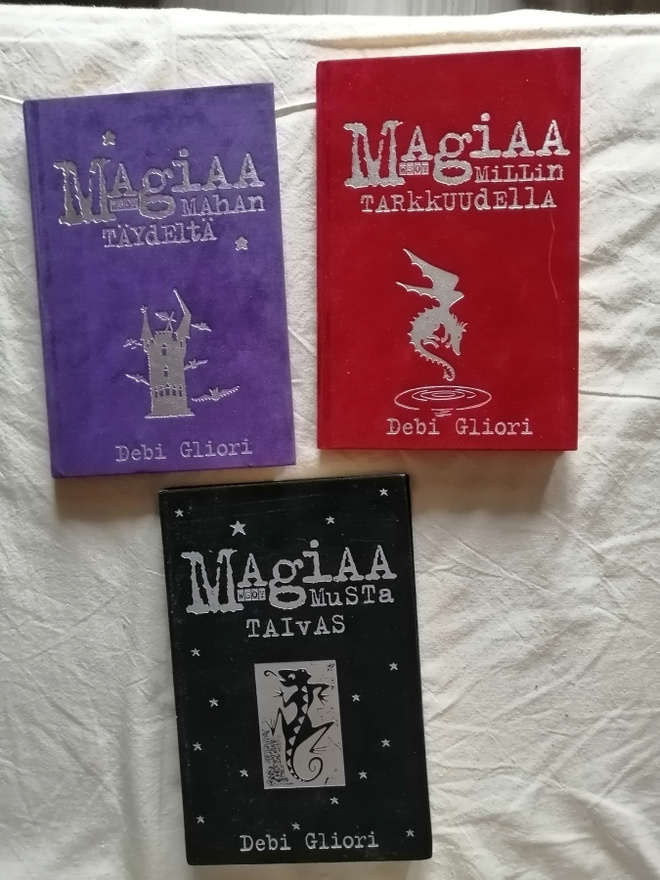 Gliori, Debi: Magiaa-kirjoja (3 kpl, kovakantiset)