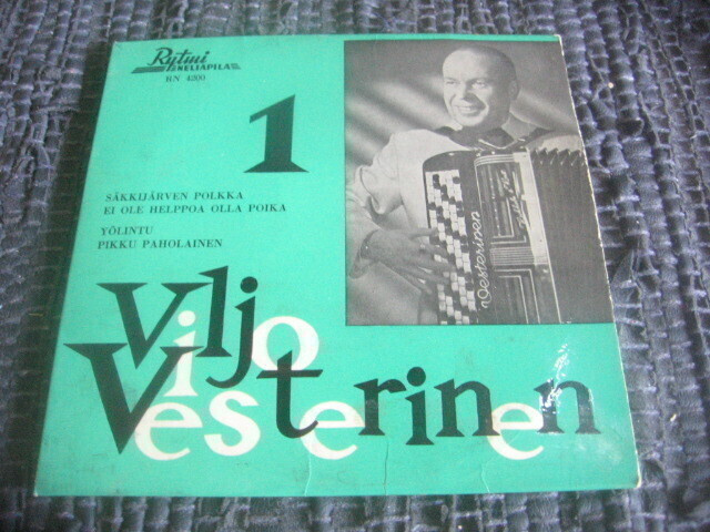 7" - Viljo Vesterinen soittaa 1