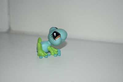 Littlest pet shop sammakko LPS sininen vihreät jalat