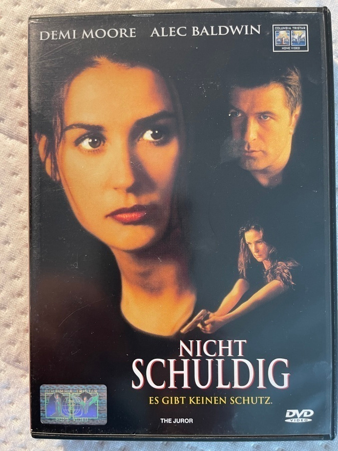 Naarasleijona dvd the juror Demi Moore 1996 SuomiTXT