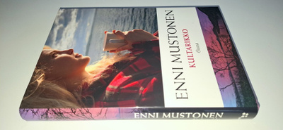 Enni Mustonen : Kultarikko (sid.)