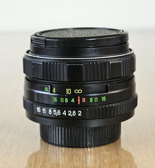== Helios-44M-6 MC 58mm f/2 ZENIT - M42
