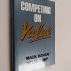 Mack Hanan : Competing on value - pikkukuva 1