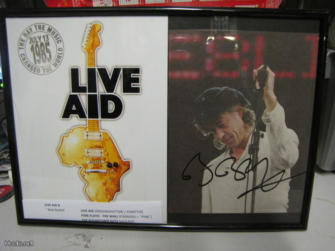 LIVE AID 8 TAULU BOB GELDOFIN NIMMARILLA !