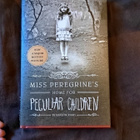 Miss Peregrine's Home for Peculiar Children sidottu UUSI - pikkukuva 1
