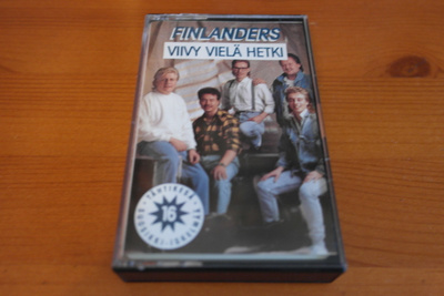 Finlanders:Viivy vielä hetki C-kasetti.