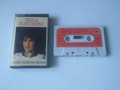 PAULA KOIVUNIEMI - LUOTAN SYDÄMEN ÄÄNEEN c-kasetti