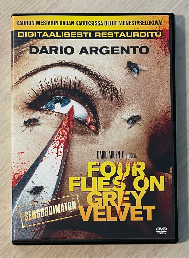 Dario Argento: FOUR FLIES ON GREY VELVET (1971)