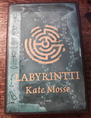 Kate Moss: Labyrintti