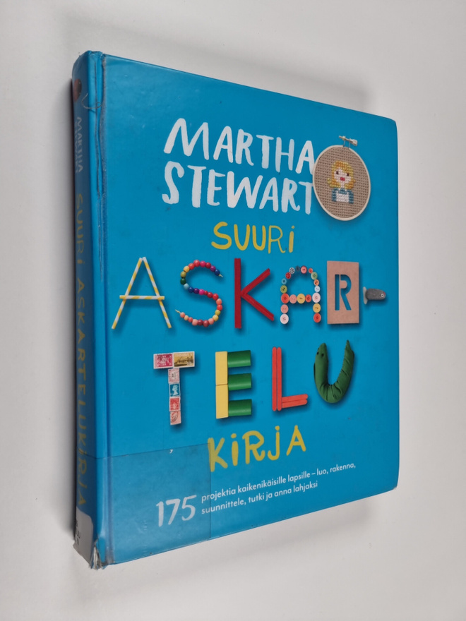 Martha Stewart : Suuri askartelukirja - askartele yhdessä...