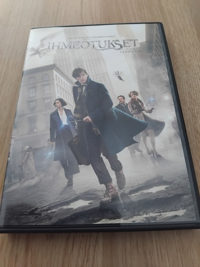 IHMEOTUKSET       DVD                     WB