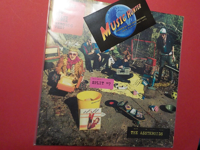 HYESJFAV? / THE ASSTEROIDS M-/M- 7'' SPLIT EP