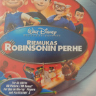 RIEMUKAS ROBINSONIN PERHE BLU-RAY SUOMIPUHE - pikkukuva 3